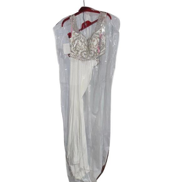 Blush by Alexa 11000 Flirty 2pc Prom Dress Gown White sparkly rhinestones size 6 - Picture 4 of 9